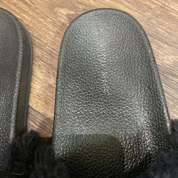 Fuzzy Slides - Picture 3 of 6